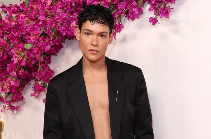 El actor venezolano Omar Rudberg sacó su lado más elegante en la alfombra roja de los Oscar