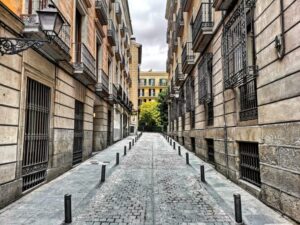 Técnico de desarrollo audiovisual en Señores de Luzón. Madrid Destino