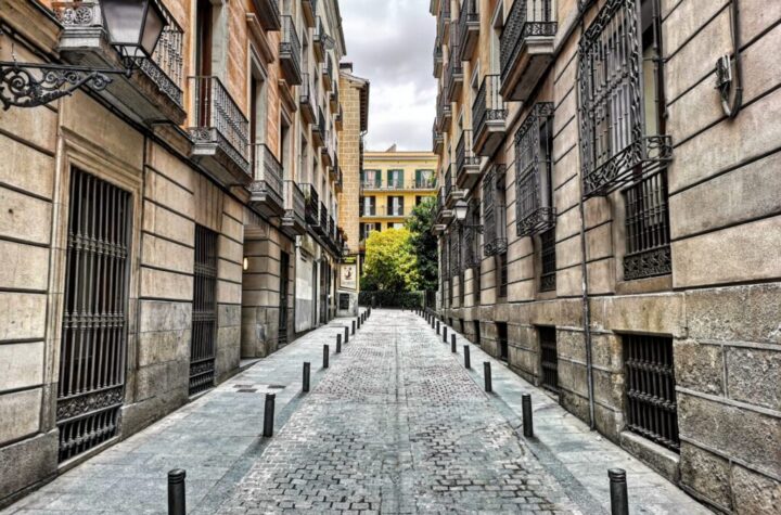 Técnico de desarrollo audiovisual en Señores de Luzón. Madrid Destino