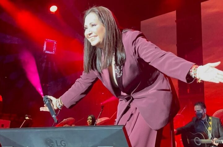 Ana Gabriel se habría casado con una mujer 30 años menor que ella