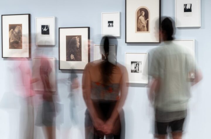 Francesca Woodman y Julia Margaret Cameron: retratos para soñar. IVAM, Valencia