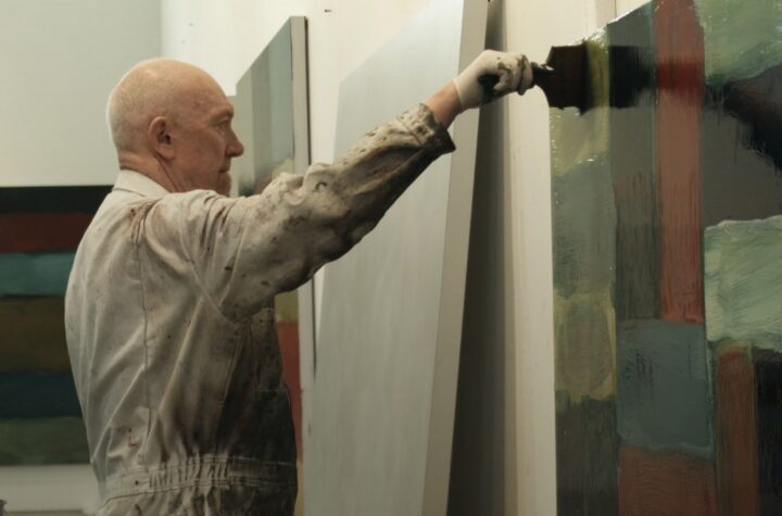 Sean Scully pintando Wall Melancholia, 2018. Fotografía:  Nick Willing