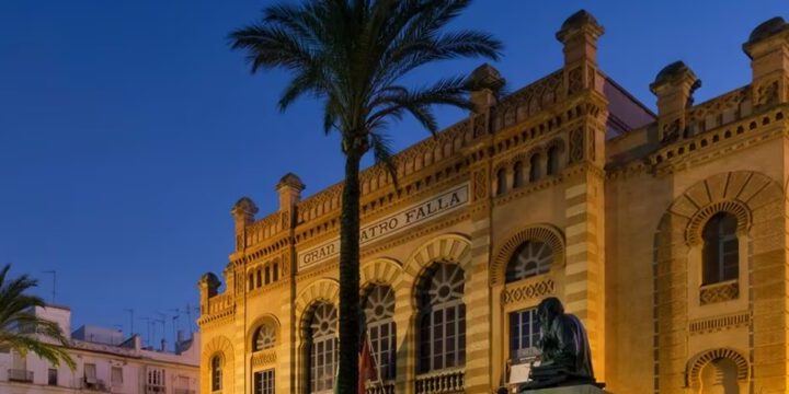 Dirección artística del Festival Iberoamericano de Teatro de Cádiz