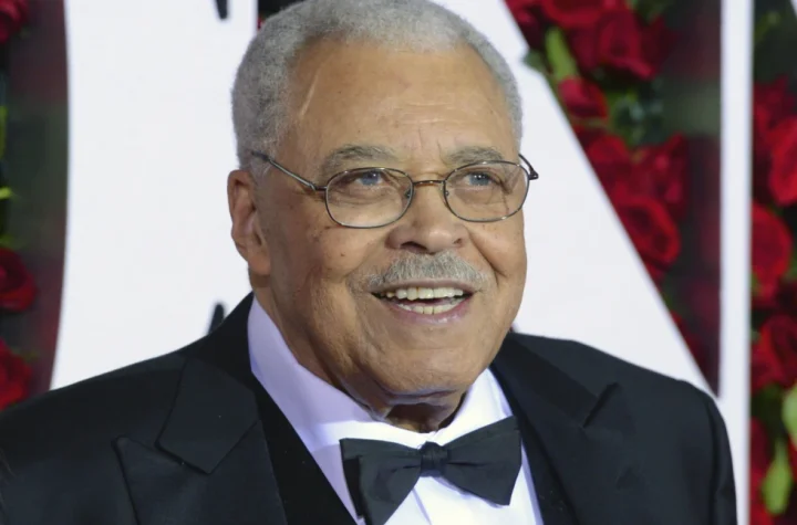Murió a los 93 años el actor James Earl Jones, la recordada voz de Darth Vader