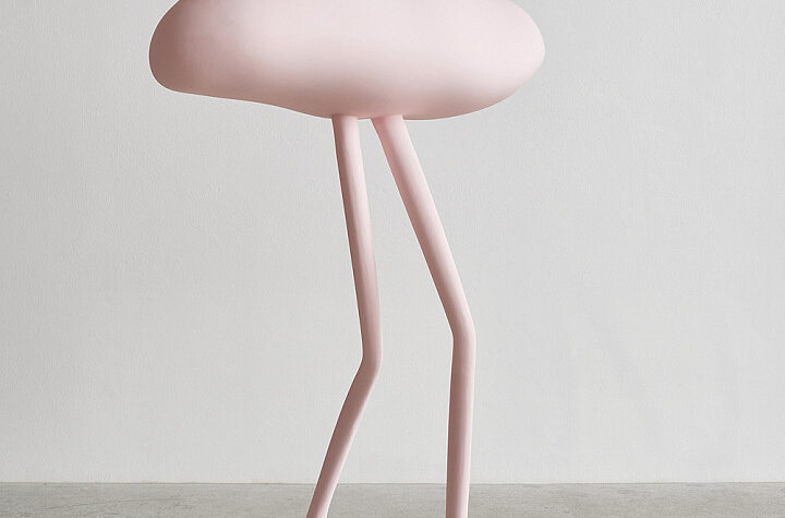 Erwin Wurm. Mind Bubble Walking Pink, 2024. Fotografía: Markus Gradwohl