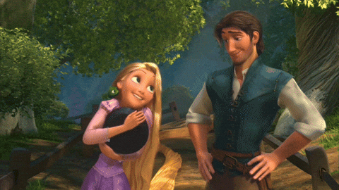 Flynn Rider diciendo "yay" al lado de Rapunzel en la película 'Enredados'.- Blog Hola Telcel