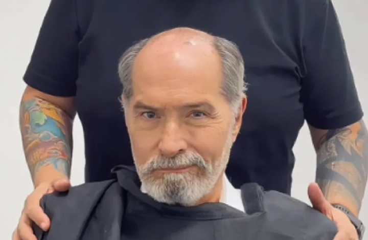 Jean Carlo Simancas sorprendió a su fanáticos tras mostrar su verdadero cabello