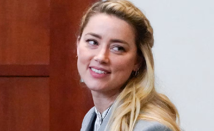 Así es la vida de Amber Heard tras abandonar Hollywood y comenzar de cero en España
