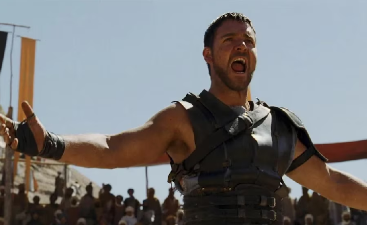 La razón por la que Russell Crowe hizo llorar a un fan de 'Gladiador'