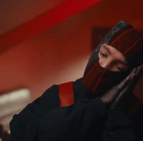 Miembro de Twenty One Pilots saludando a sus fans antes de terminar la historia de sus discos con Breach.- Blog Hola Telcel