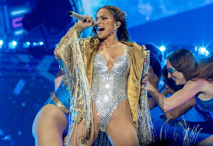 Jennifer Lopez celebró sus 56 años con una espectacular fiesta en Turquía