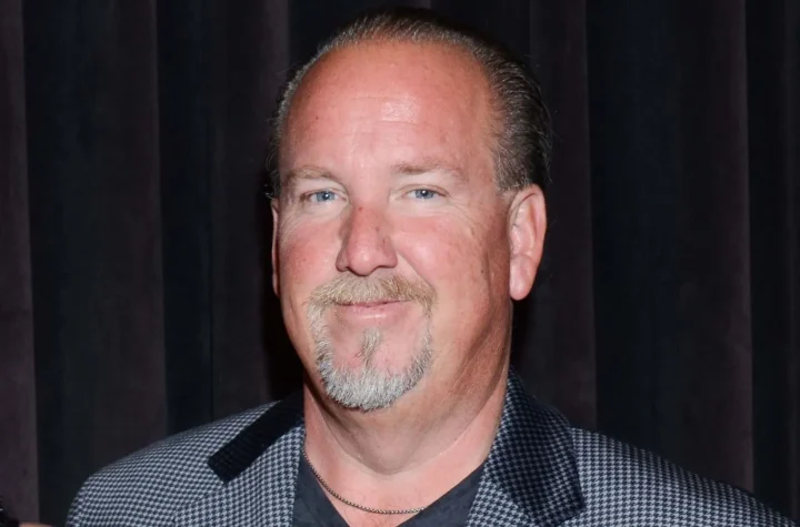 Falleció a los 67 años Darrell Sheets, conocido por el programa ¿Quién da más?