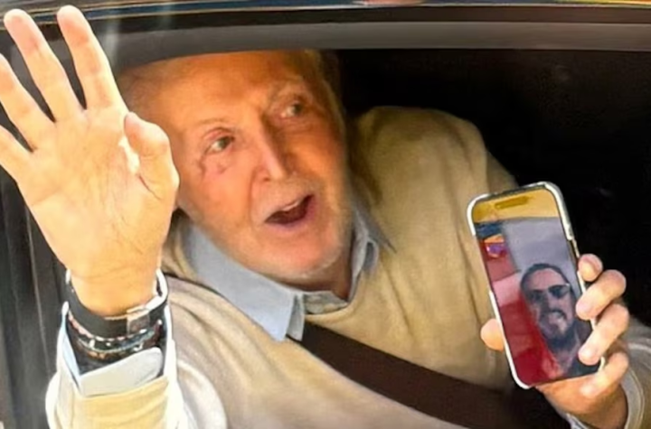 Paul McCartney y Ringo Starr sorprendieron a fans de los Beatles en una calle de Liverpool